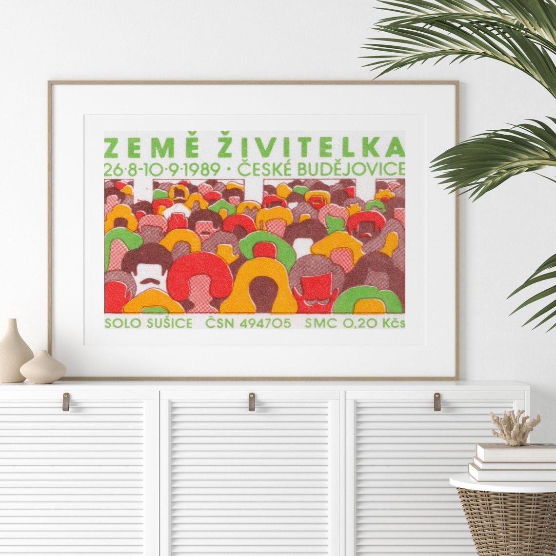 Zeme Zivitelka 1989 Czech Exhibition Crowd Vintage Label Poster - Image 2