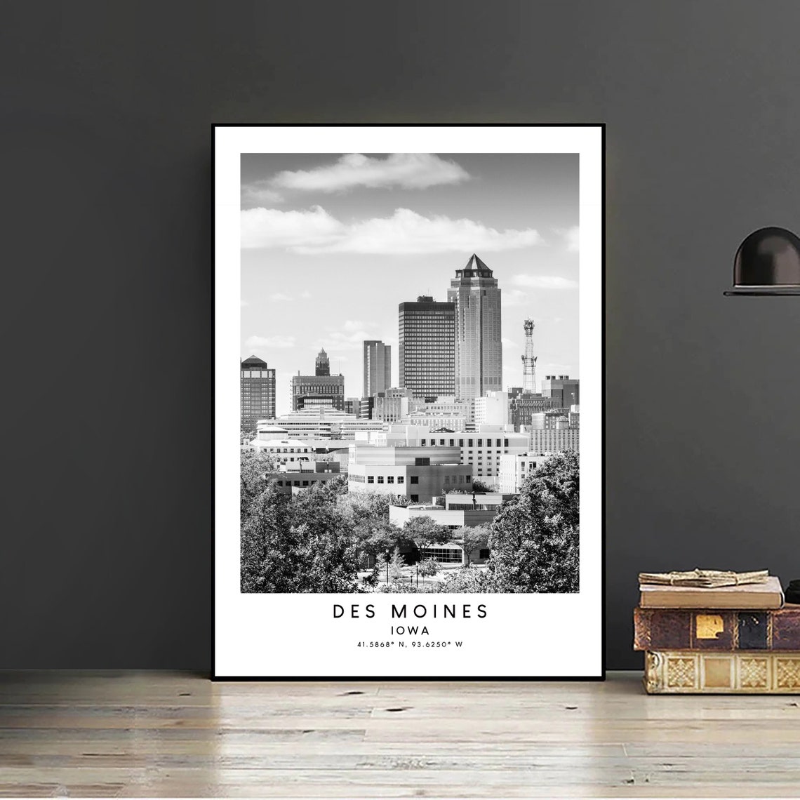 Des Moines Minimalist Travel Poster, Black and White - Image 2