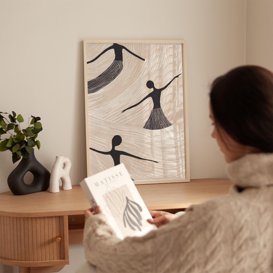 Flowing Dancing Figures, Minimalist Abstract Art Print - Image 3