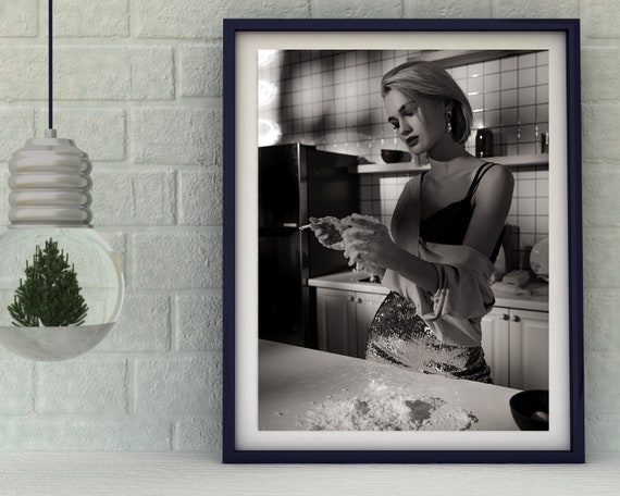 Housewife Black And White Fashion Wall Art Trendy Glamorous Retro Decor Poster Sign