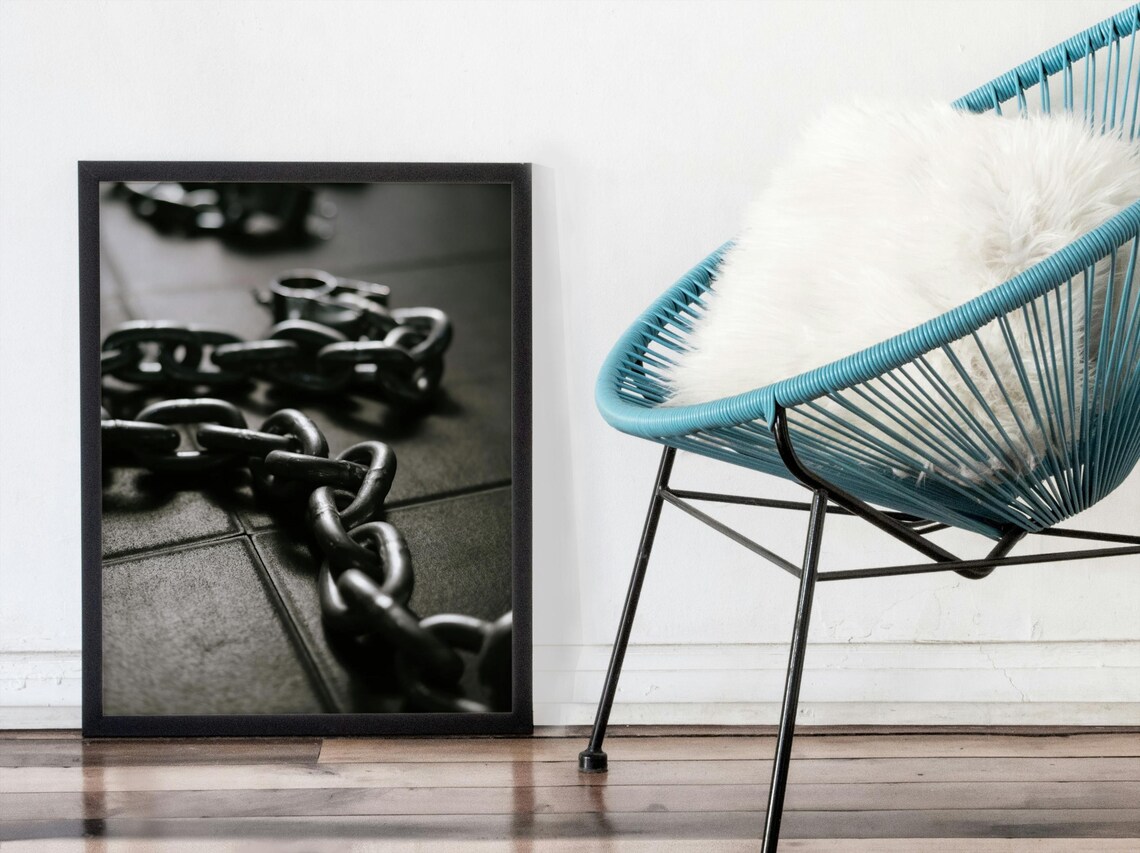 Chains Of Strength Minimalist Metal Chains Art - Image 3