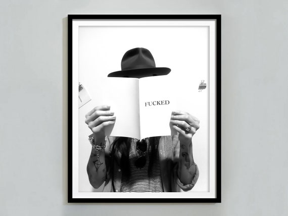 Feminist Poster Woman Reading Print Black And White Cowgirl Poster Hypebeast Room Decor Trendy Wall Art Girls Bathroom Decor