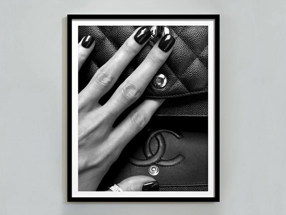 Luxury Fashion Print Black And White Vintage Wall Art Fashion Poster Hypebeast Wall Art Teen Girls Bedroom Decor Wall Art
