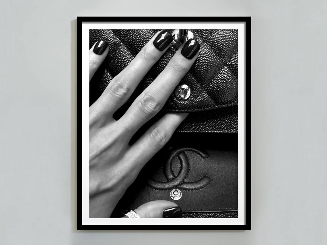 Luxury Fashion Print Black And White Vintage Wall Art Fashion Poster Hypebeast Wall Art Teen Girls Bedroom Decor Wall Art