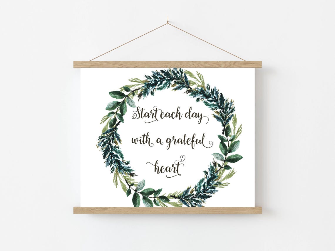 Start Each Day With A Grateful Heart Green Wreath Watercolor Poster - Image 4