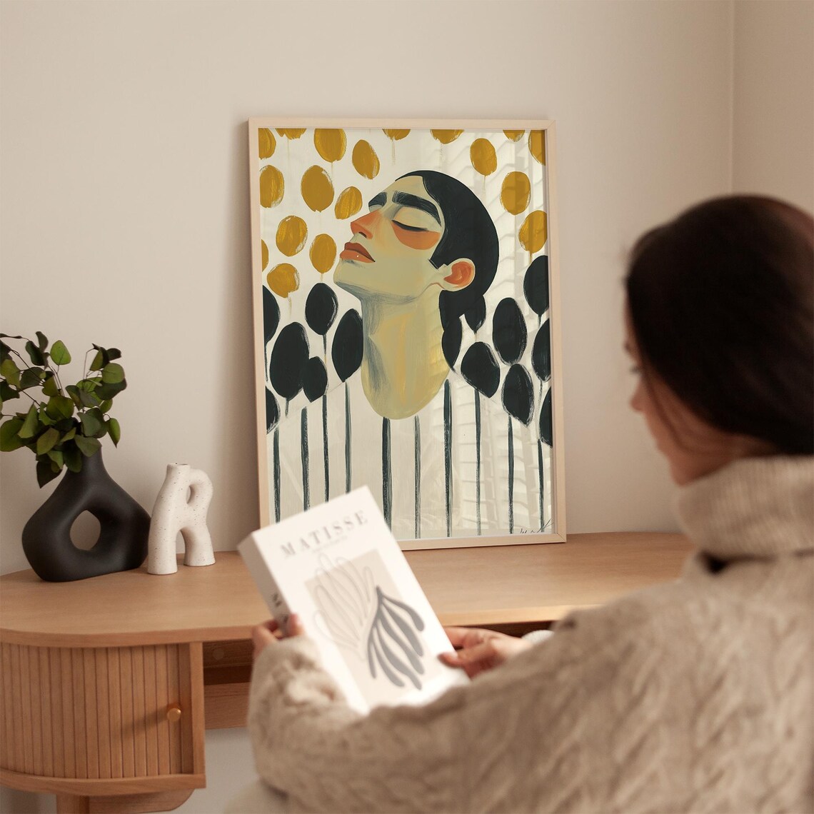 Dreamy Modern Man In Golden Abstract Forms - Image 5