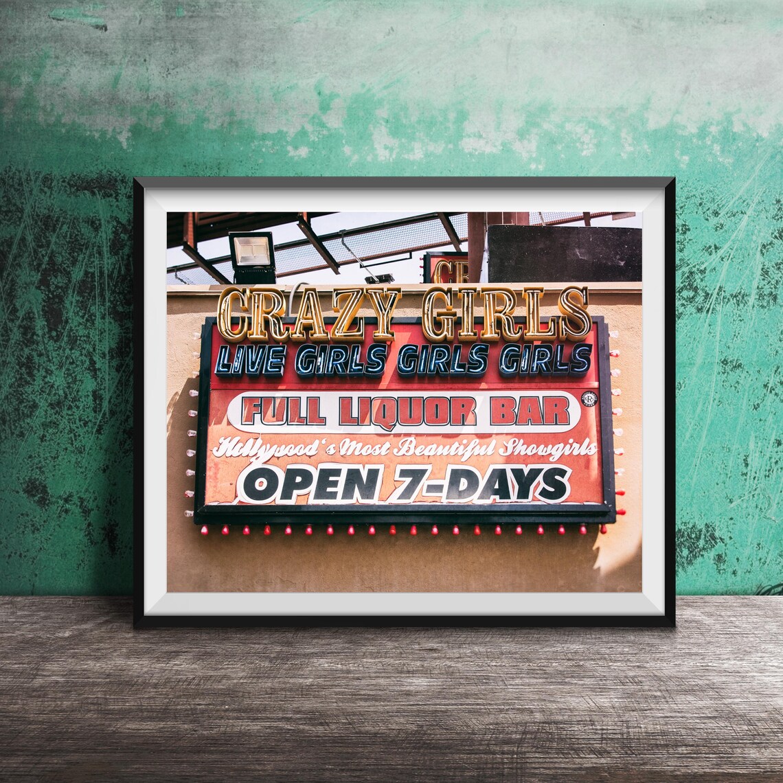 Crazy Girls Hollywood Full Liquor Bar Vintage Neon Sign Poster