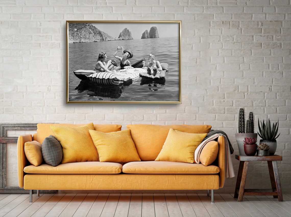 Women Eating Pasta On Lake, Vintage Wall Art - Image 2