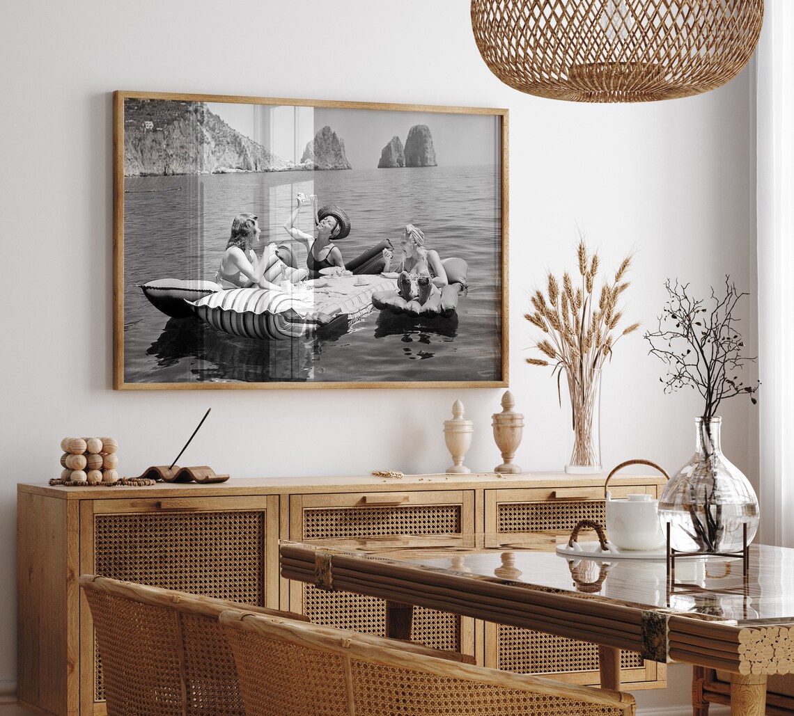 Women Eating Pasta On Lake, Vintage Wall Art - Image 3