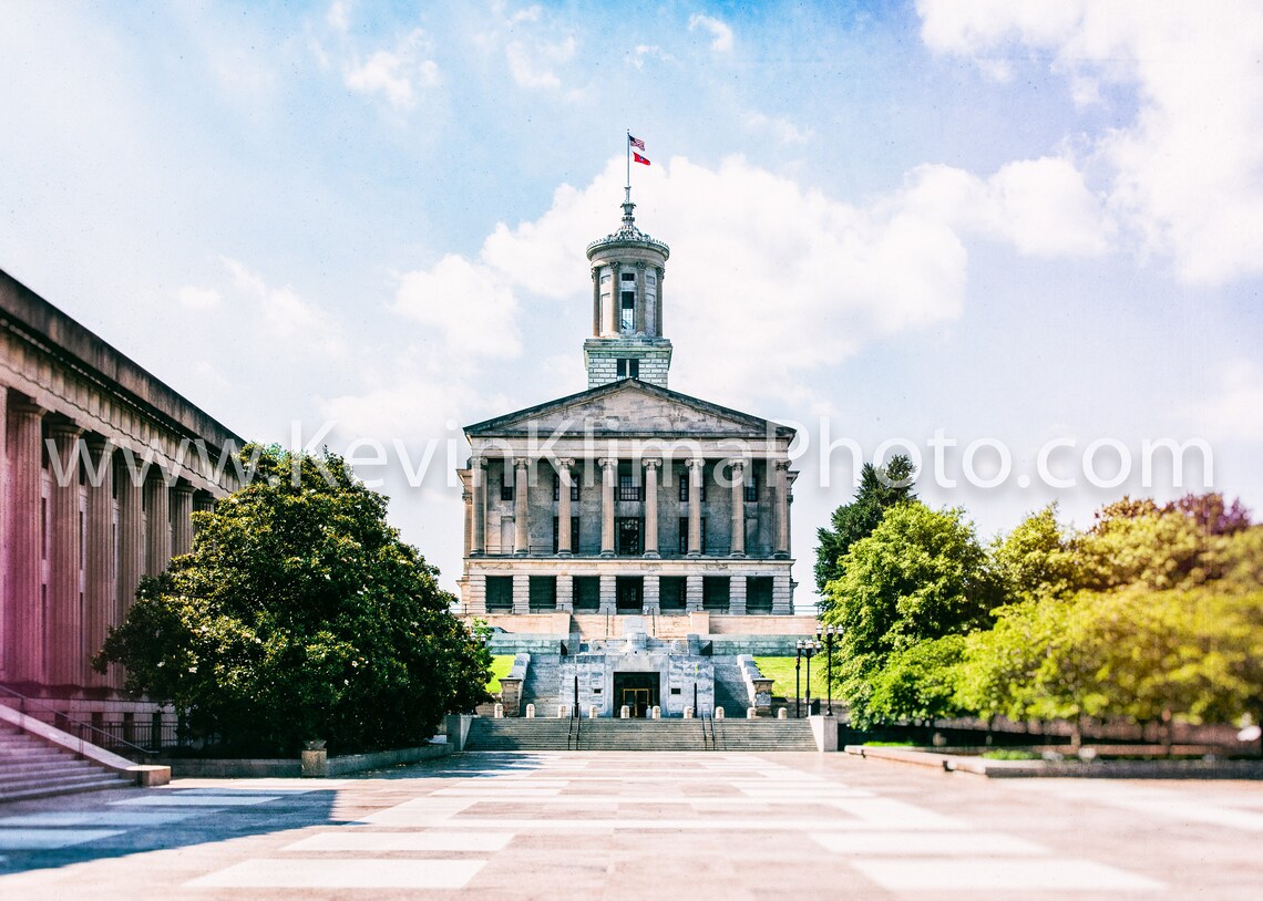 Tennessee State Capitol Building Travel Poster, Nashville - Image 2