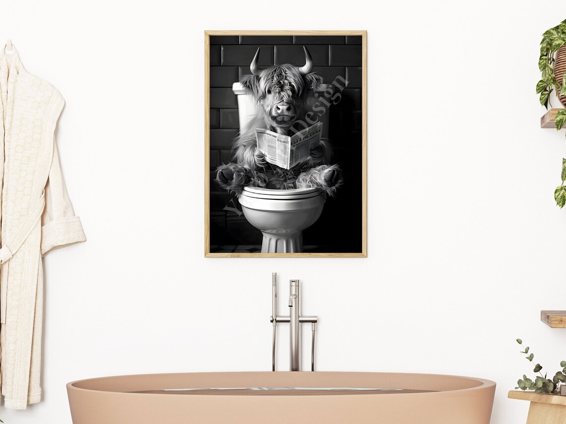 Highland Cow Reading Newspaper on Toilet Funny Bathroom Poster - Image 3