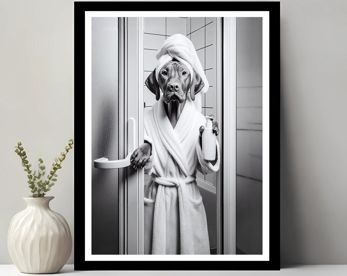 Vizsla Funny Bathroom Art Print