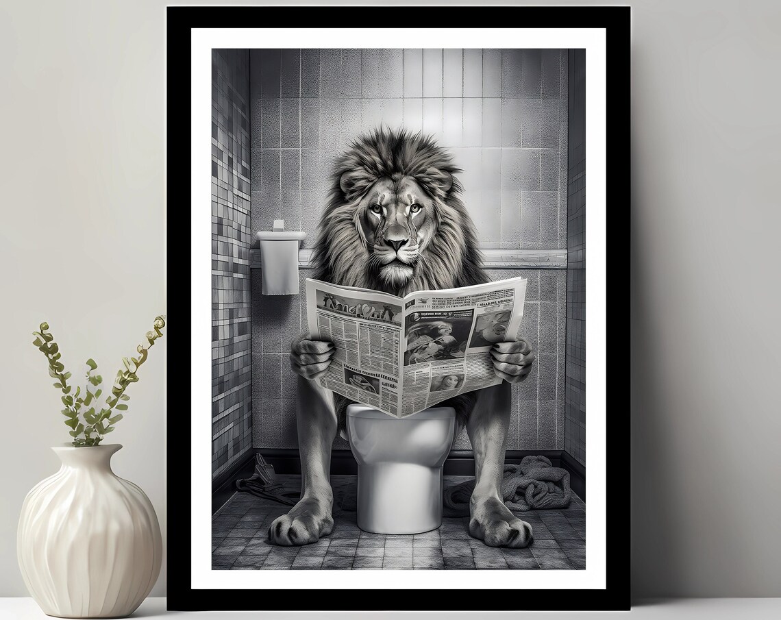 Lion Print Funny Bathroom Decor, Toilet Animal Art