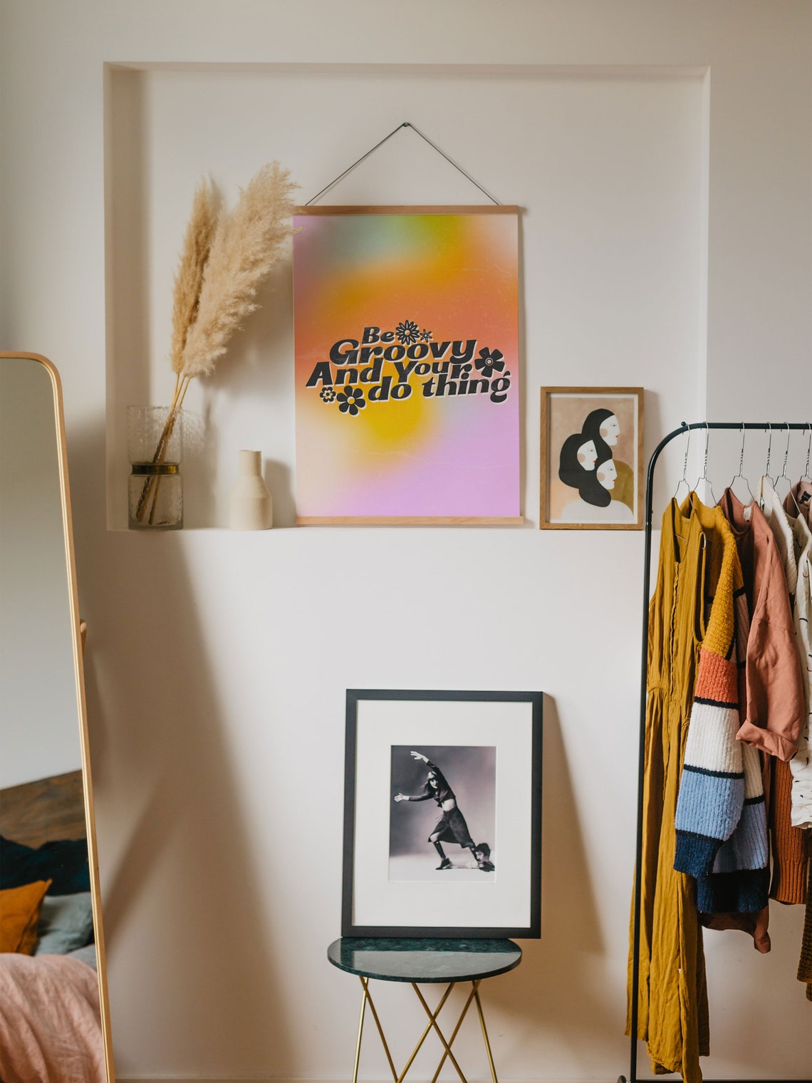 Be Groovy And Your Do Thing Retro Daisy 70s Gradient Quote Poster - Image 7