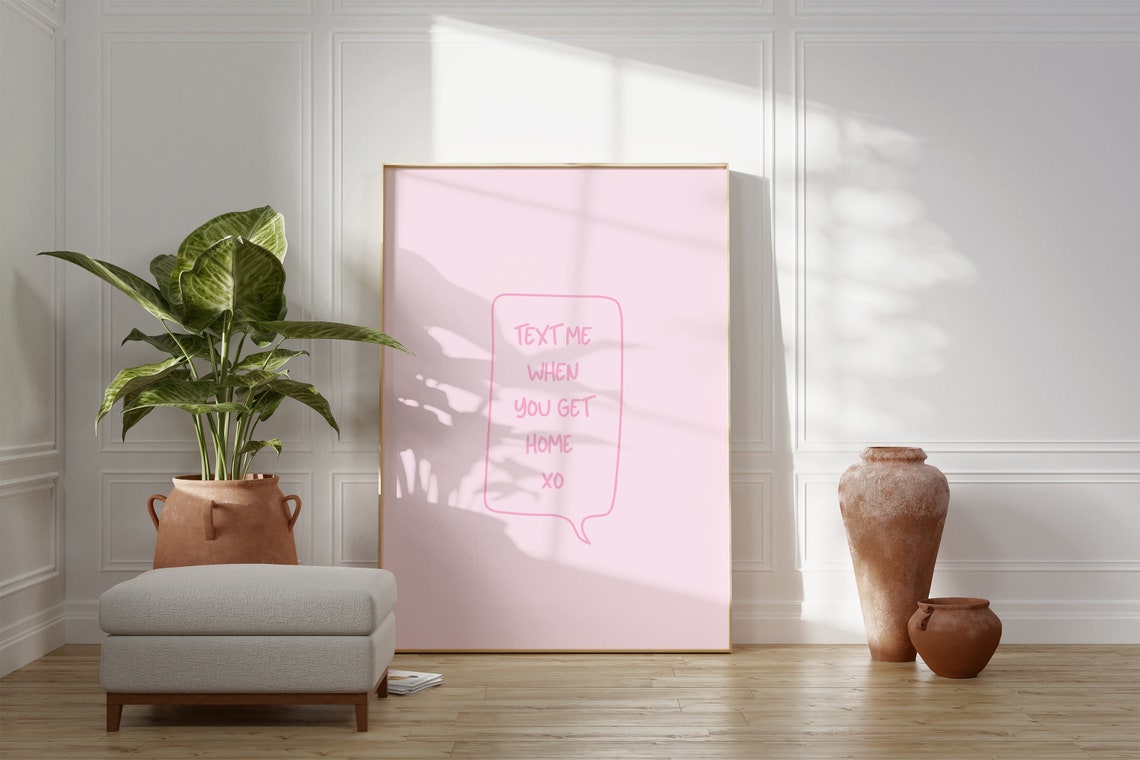 Text Me When You Get Home XO Pink Bubble Quote Print For Teens - Image 2