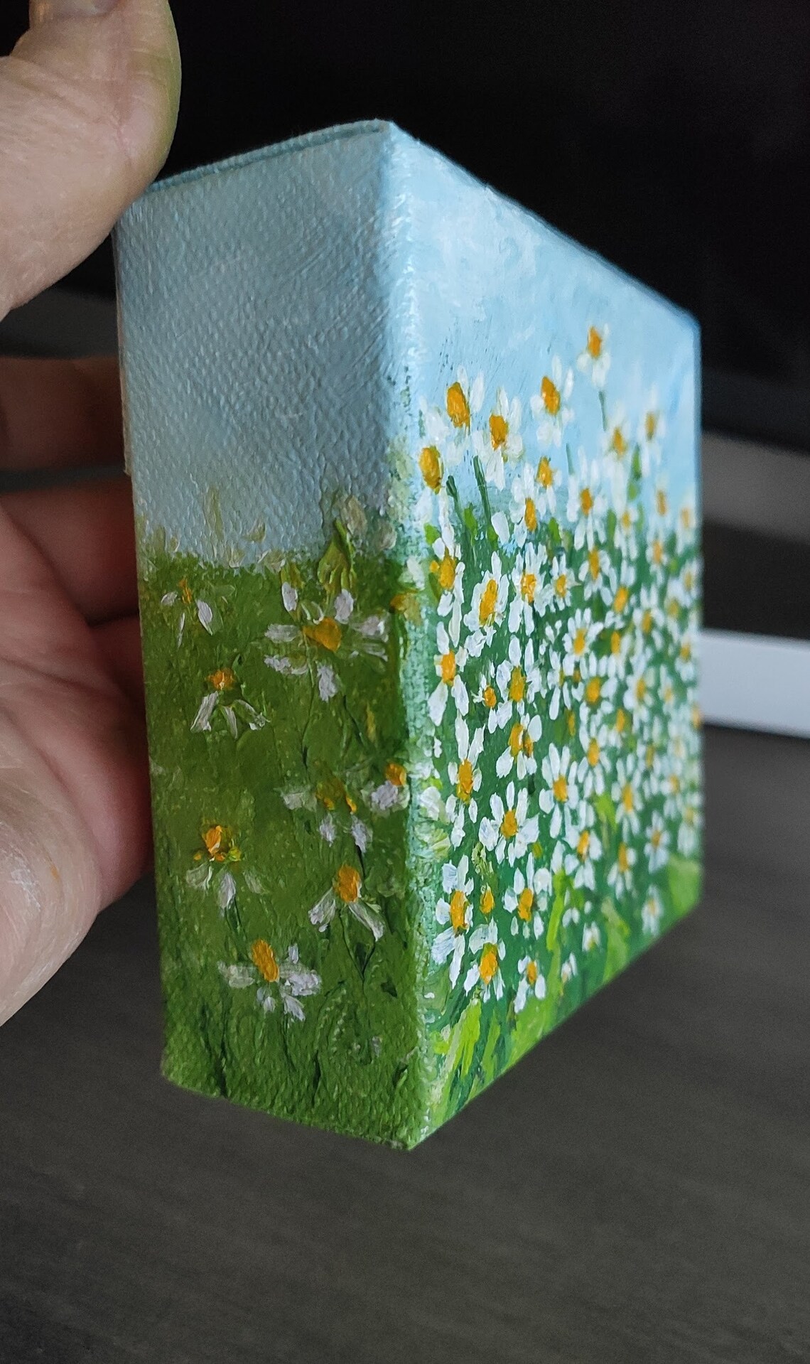 Wildflowers Chamomile Original Oil Art Painting On Field Of Daisies Painting White Green Floral Wall Art Gift For Mom - Image 2
