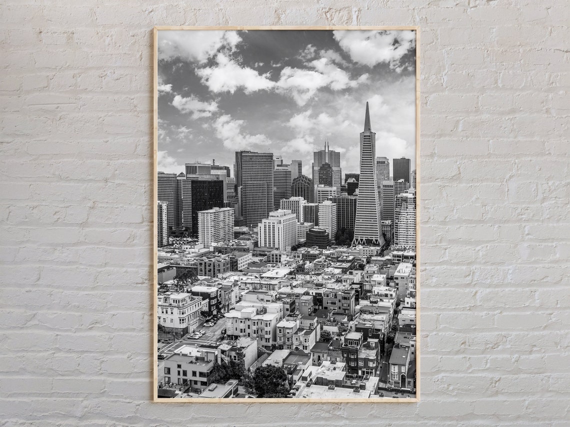 Black and White San Francisco Transamerica Pyramid Skyline Poster
