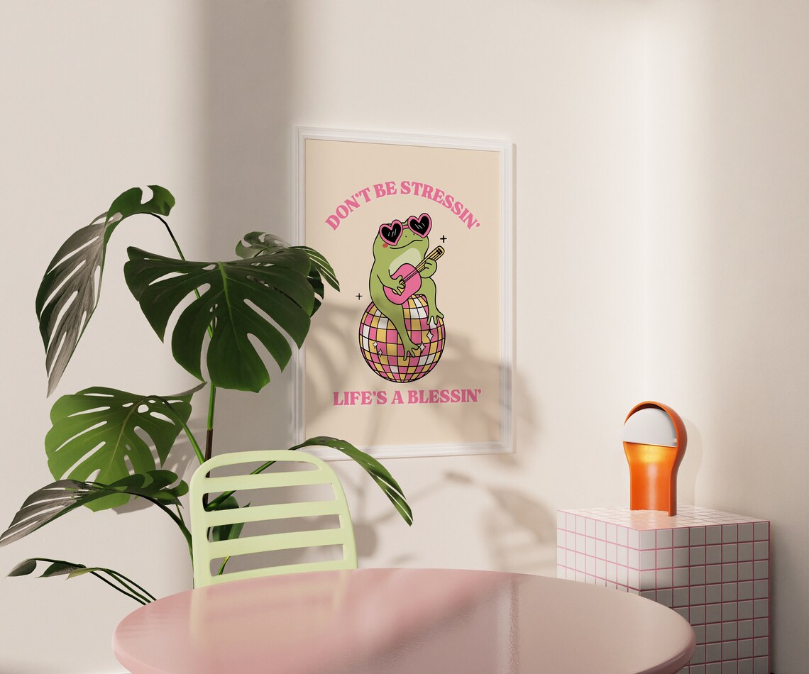 Trendy Frog Illustration, Pink Wall Art Print - Image 3