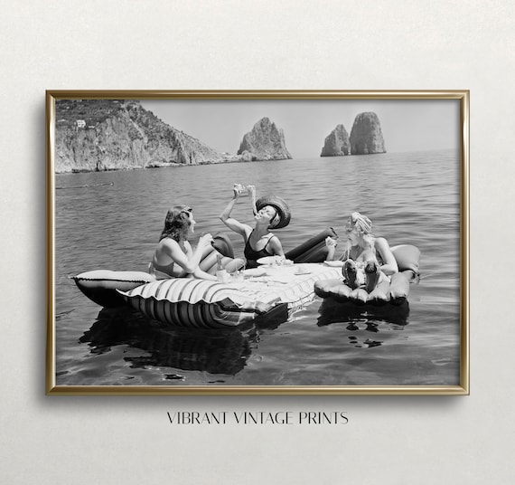 Women Eating Pasta On Lake, Vintage Wall Art
