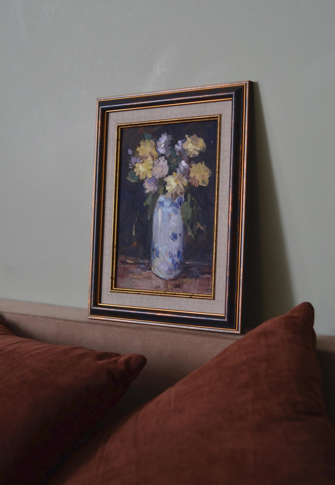 Original Floral Still Life Oil Painting Impressionistic Bouquet Of Flowers In A Vintage Vase Framed Art European Fine Art One Of A Kind - Image 2