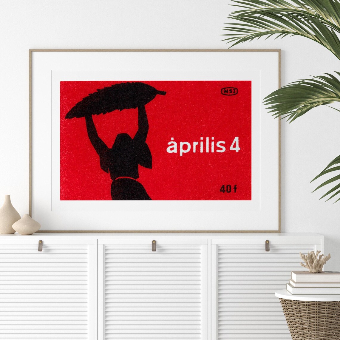 Április 4 Hungarian Woman Sheaf Red Silhouette Vintage Label Poster - Image 2