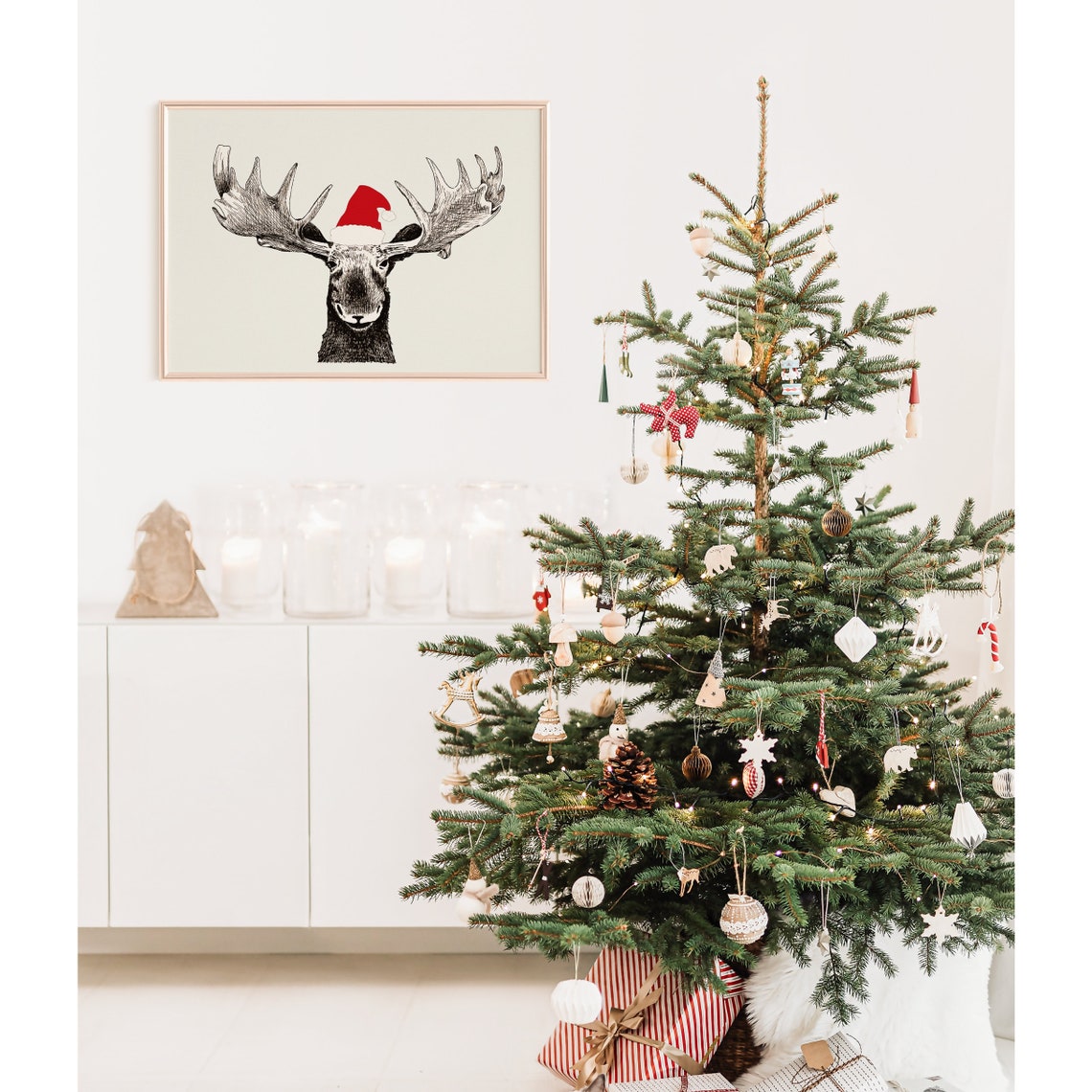 Santa Hat Moose Sketch Minimalist Christmas Animal Wall Poster - Image 2