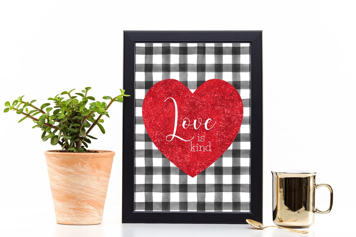 Love Is Kind Red Glitter Heart Buffalo Check Farmhouse Sign Poster - Image 2