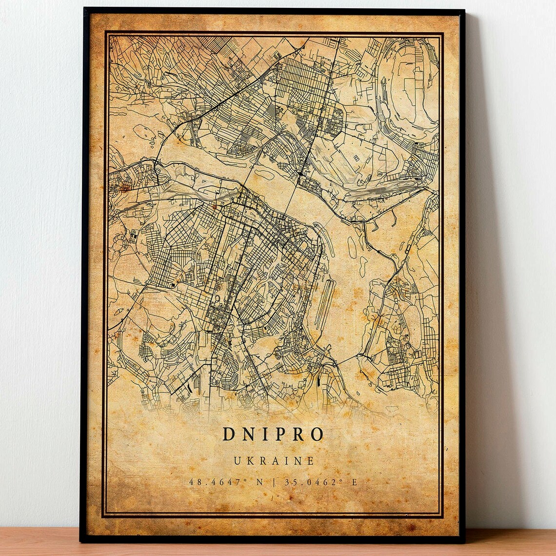 Dnipro Vintage Map Poster, Antique Rustic Travel Poster - Image 4