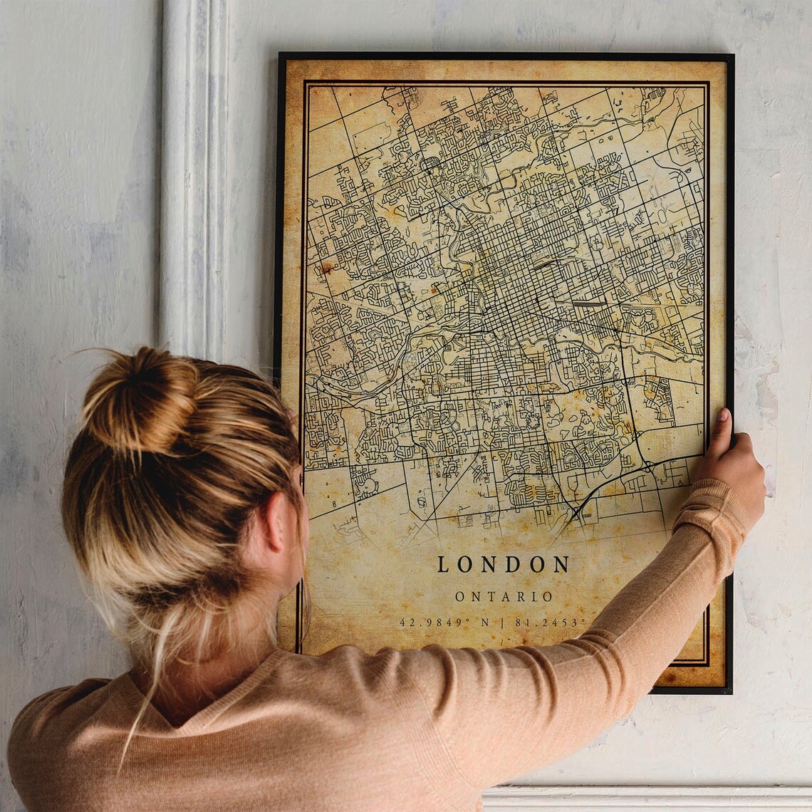 London Vintage Map Poster, Rustic City Artwork - Image 2