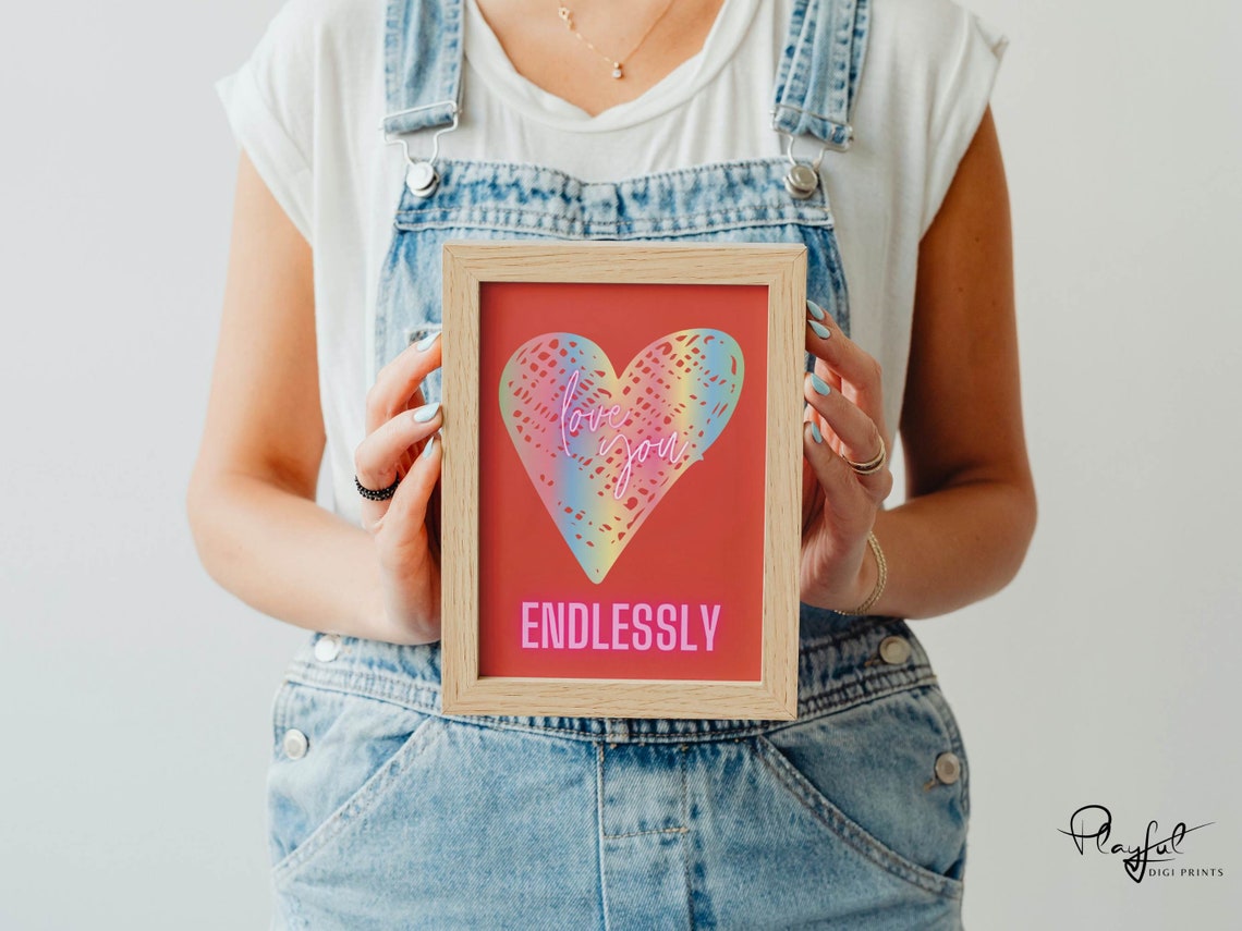 Love You Endlessly Gradient Heart Red Romantic Gift Wall Art - Image 5