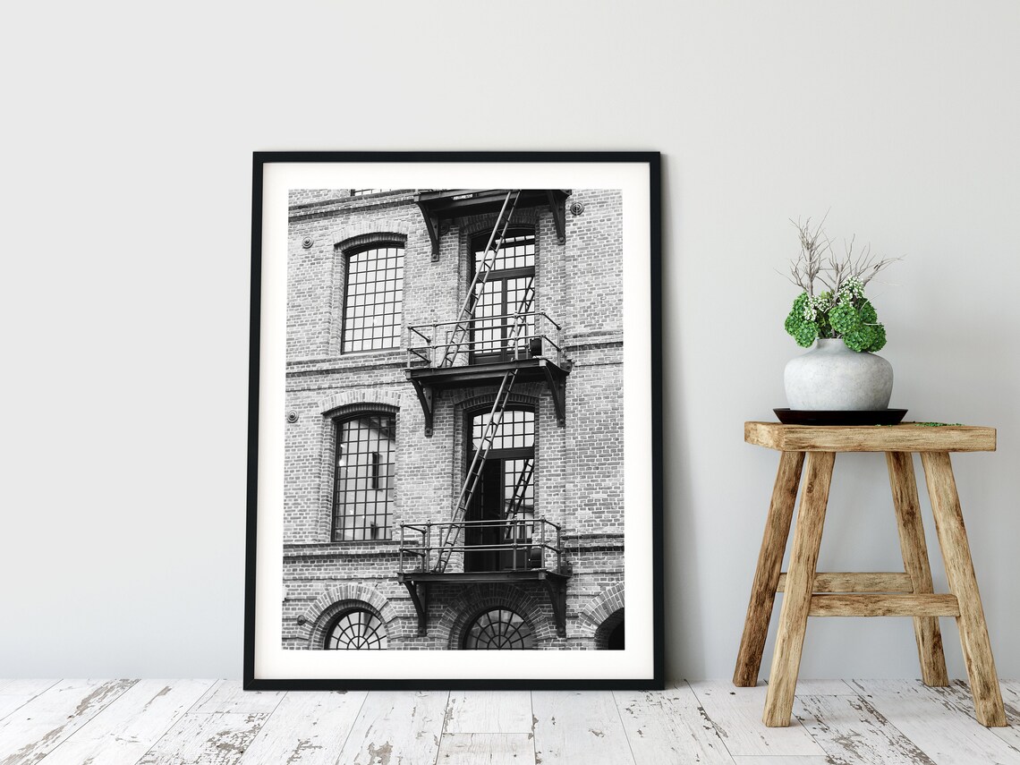 New York City - Black and White Travel Poster
