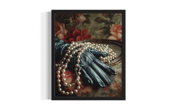 Elegant Gloves Vaniy Fashion Black And White Poster Art Print Living Room Wall Original Painting Artwork Decor