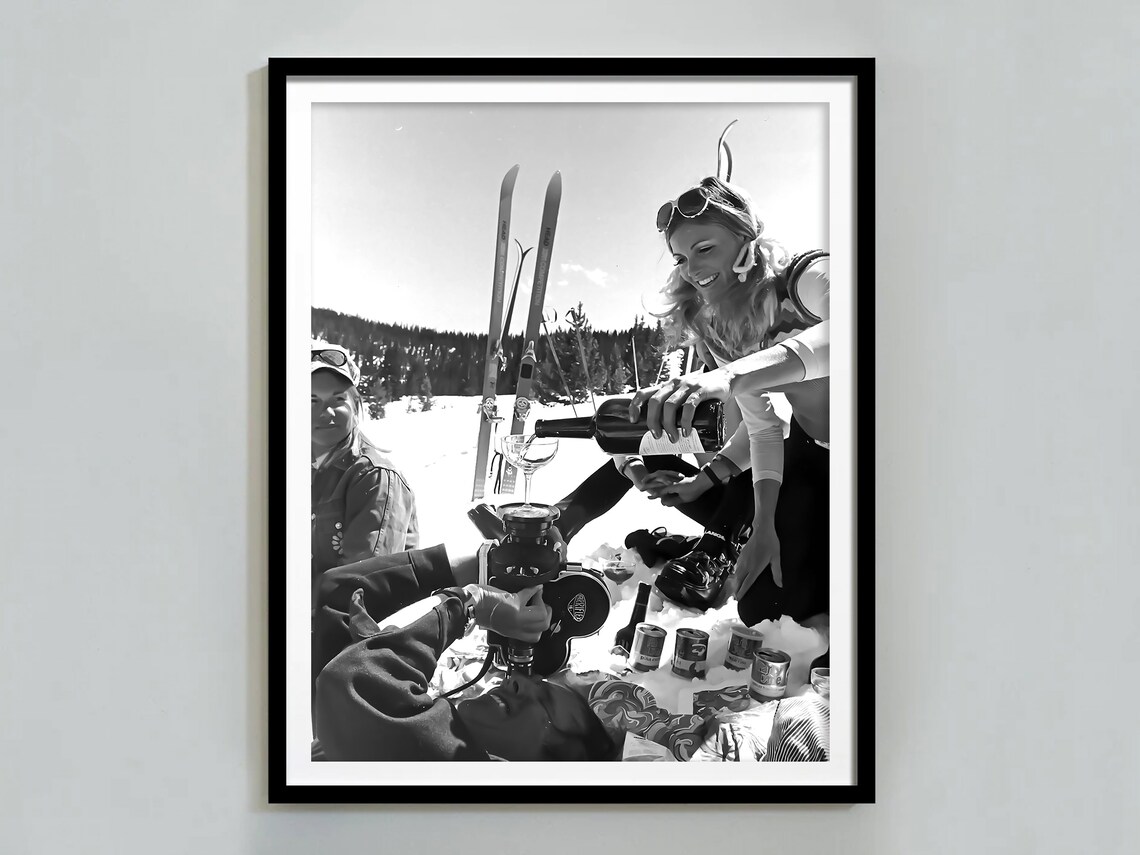 Vintage Apres Ski Poster, Ski Lodge Bar Cart Art
