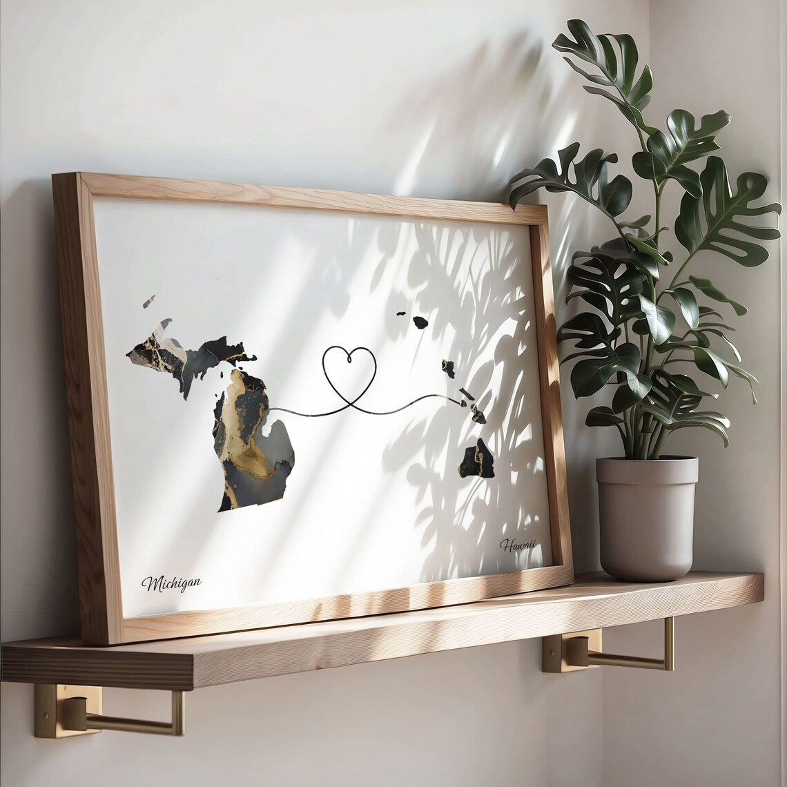 Michigan Hawaii Long Distance Black Gold Marble Heart Map Poster - Image 3