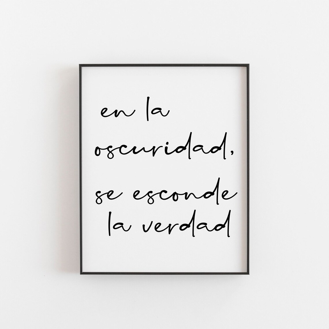 En La Oscuridad Spanish Quote Handwritten Calligraphy Wall Art