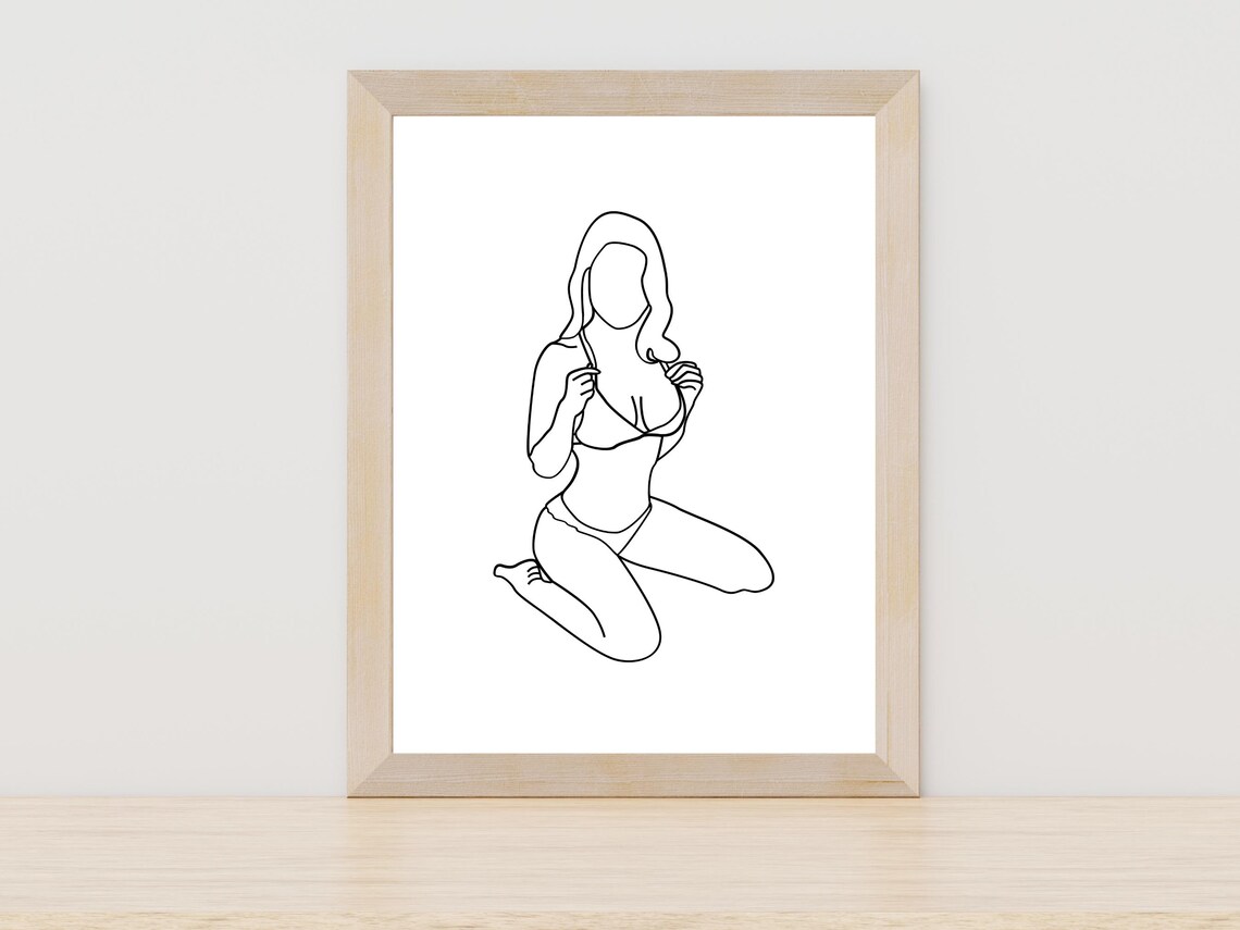 Woman in Bikini One Line Art Summer Beach Body Decor Wall Art