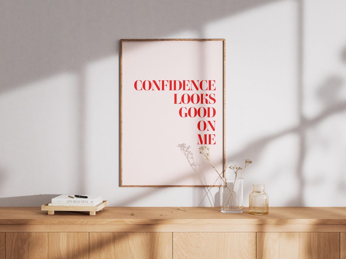 Confidence Looks Good On Me - Minimalist - Image 2