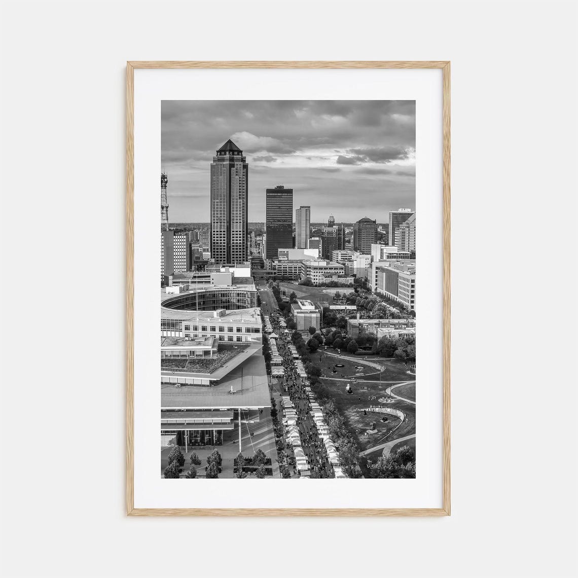 Des Moines Iowa Black And White Skyline With Market Tents Poster