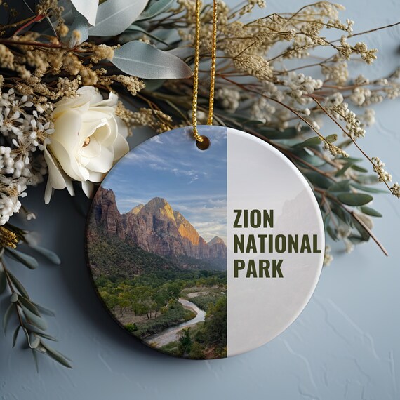 Zion National Park Red Rock Cliffs Photo Round Souvenir Wall Art