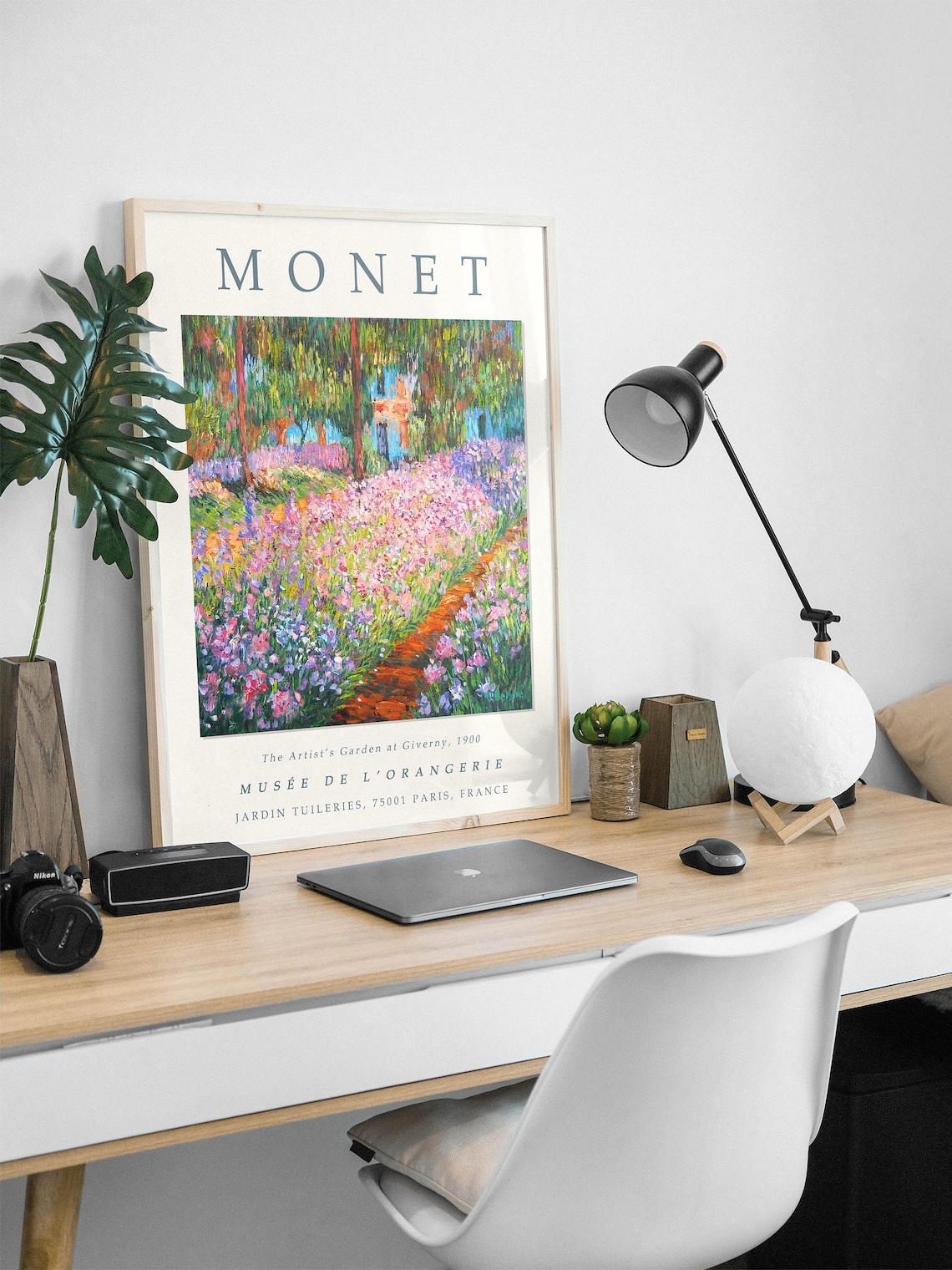 Claude Monet, The Artist's Garden Vintage Art Print - Image 2
