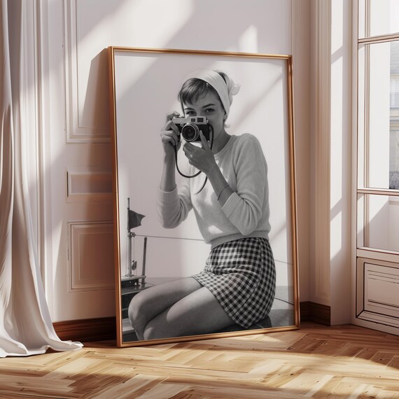 Retro Girl With Camera Poster Black And White Vintage Photography Style Wall Decor