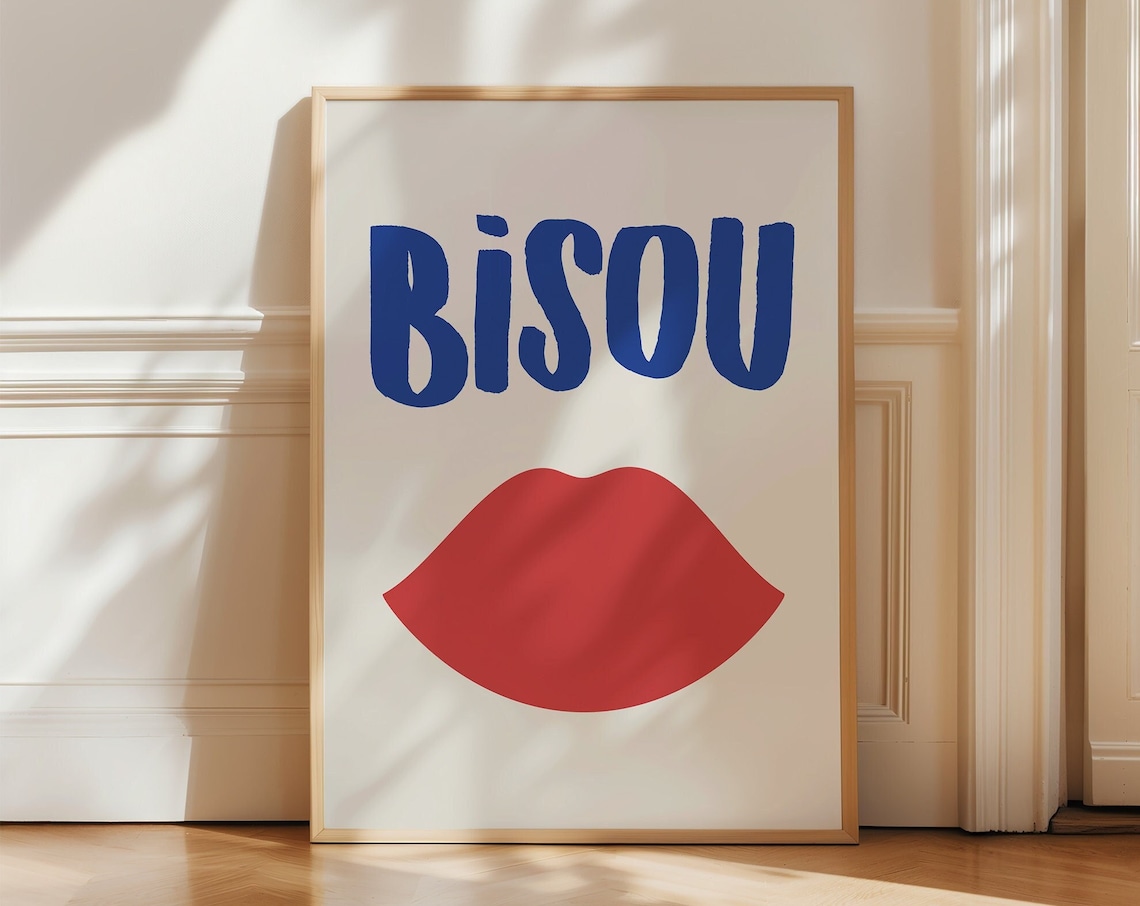 Bisou Print Mid-Century Retro Kiss Art Print