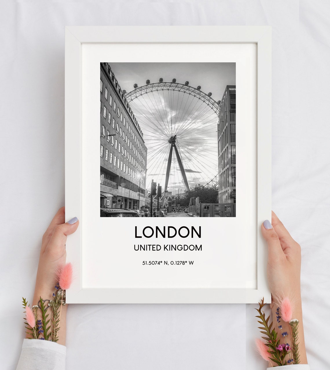 London Travel Print London Eye Landmark Poster Minimalist London Eye Wall Art Dcor London City Print London Gift Poster - Image 2