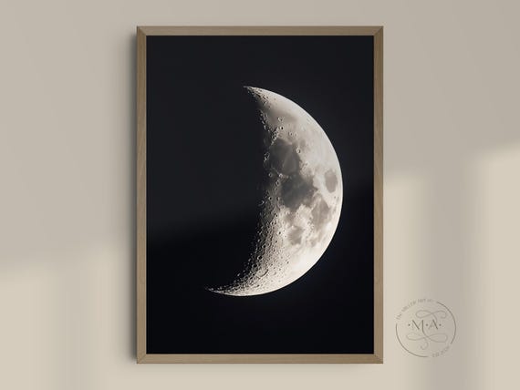Crescent Moon Print Night Sky Photography Lunar Wall Art 300 Dpi
