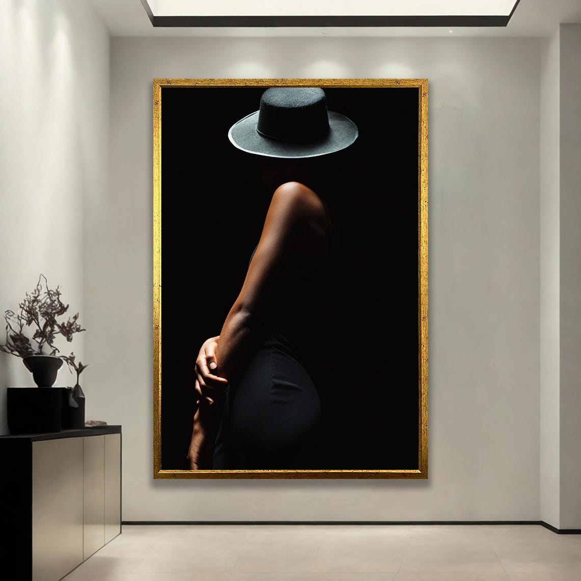 Minimalist Woman Canvas Wall Decor