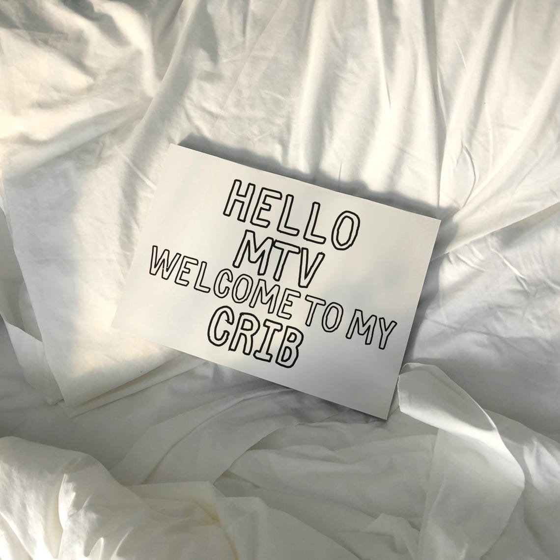 Hello MTV Welcome To My Crib Retro Y2K Outline Quote Wall Art - Image 2