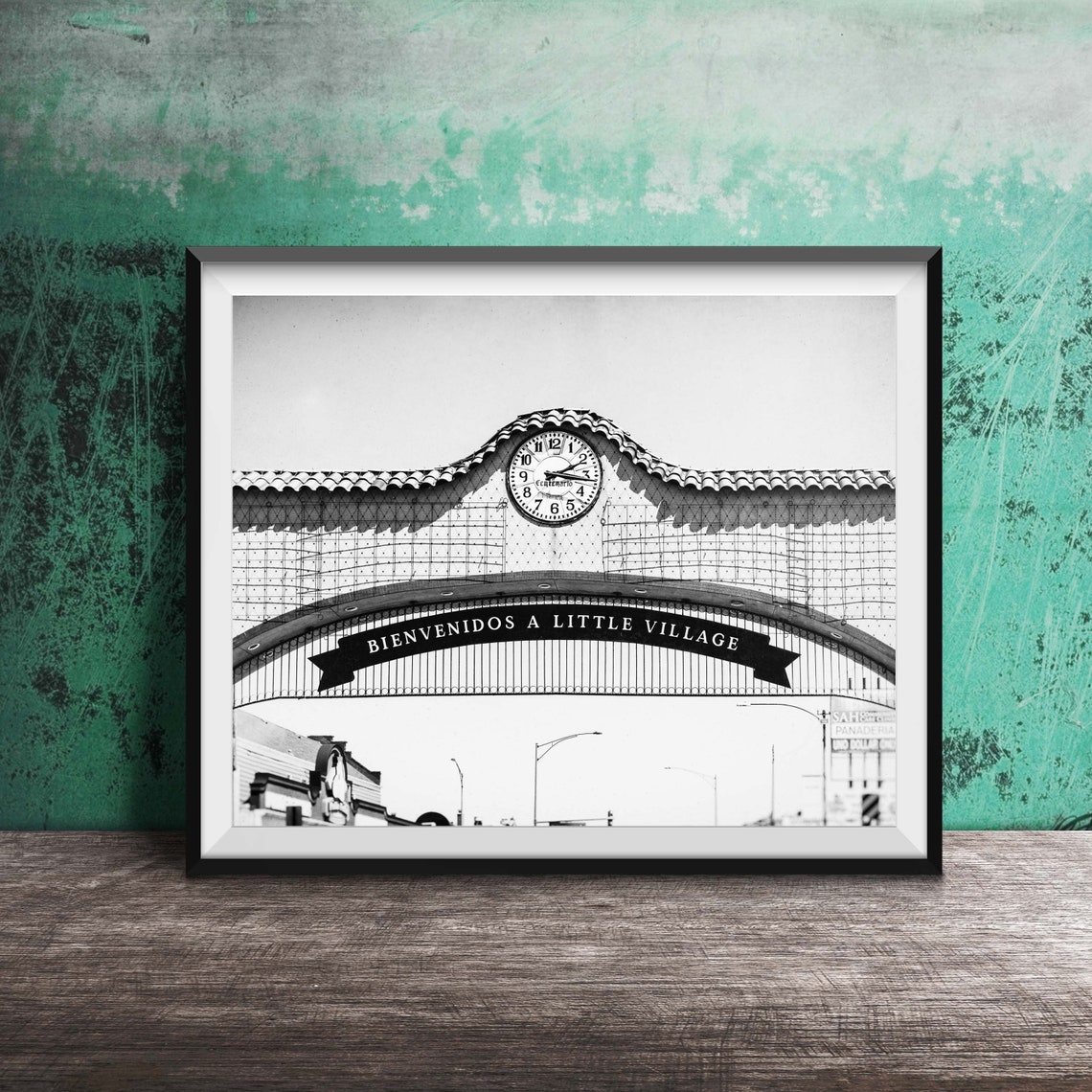 Bienvenidos a Little Village Tiled Arch Clock Photography Poster - Image 2
