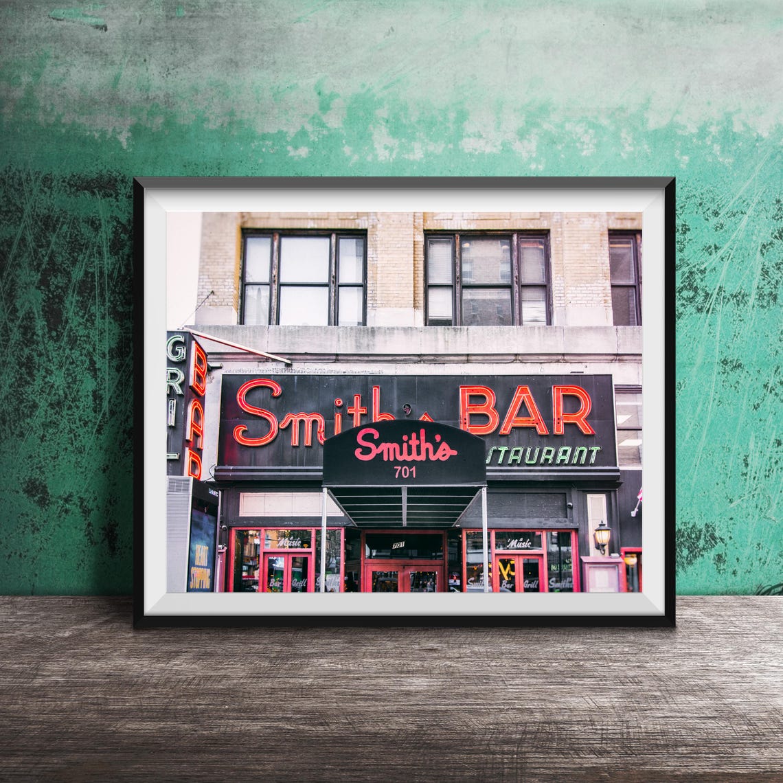Smiths Bar 701 Red Neon Restaurant Times Square New York Poster