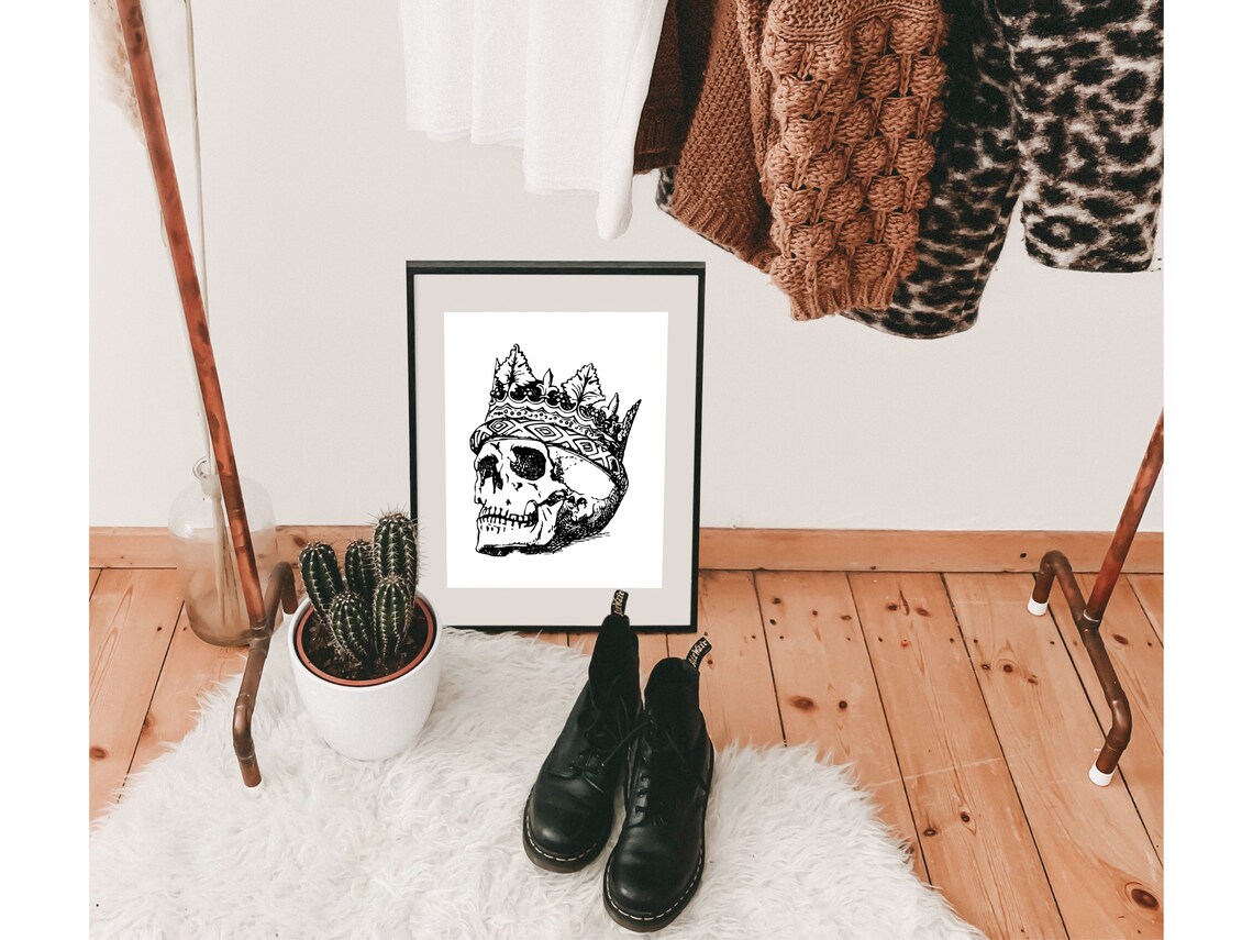 Crowned Skull King Black White Engraving Illustration Gothic Art Poster - Image 3