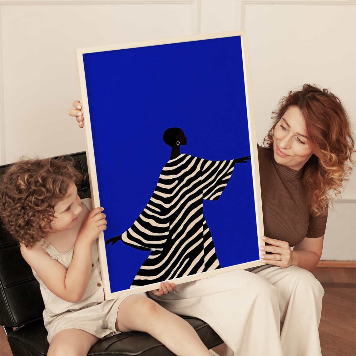 Elegant Blue Silhouette, Minimalist Fashion Wall Decor - Image 3